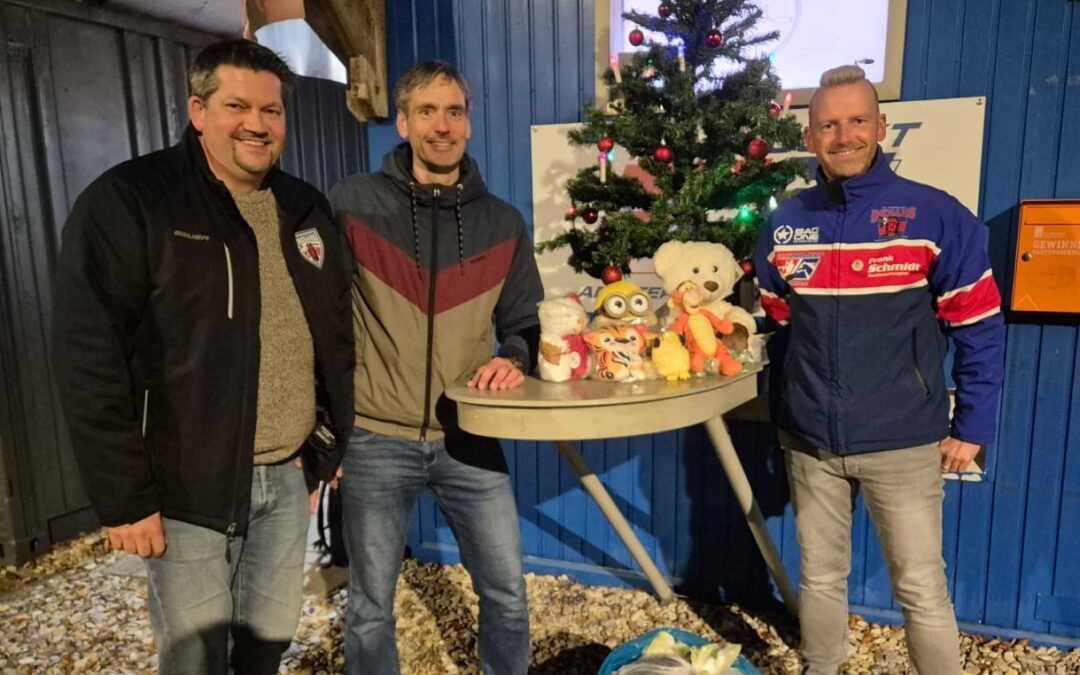 IGS Büssingweg Kuscheltiere als Spende an die Hannover Indians